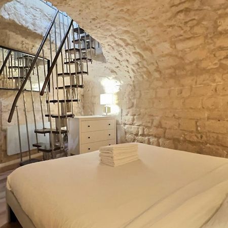 Ideally Located And Atypical Apartment In 파리 외부 사진