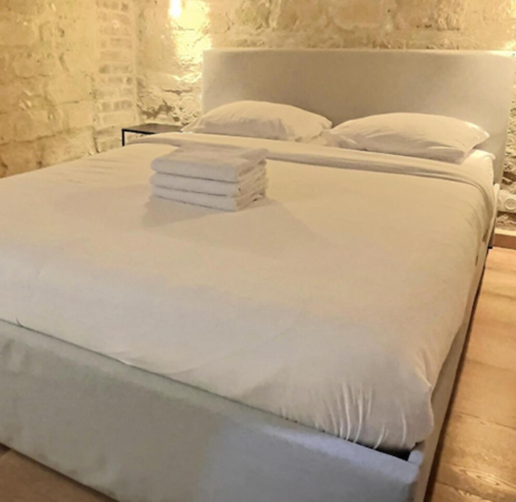 Ideally Located And Atypical Apartment In 파리 외부 사진